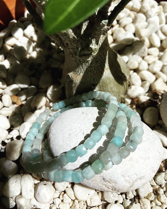 Aquamarine cube shape stretchy bracelets. Gifts for girls, birthday gemstones, Gift for her
