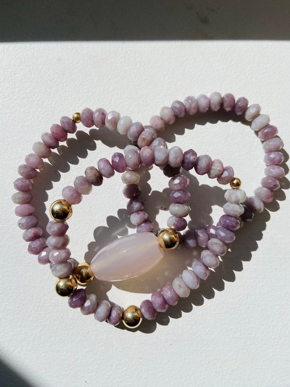 Beautiful handmade stretchy agate, solid gold and Botswana Agate, handmade, beaded bracelets, beaded necklace, gemstones Gifts for her