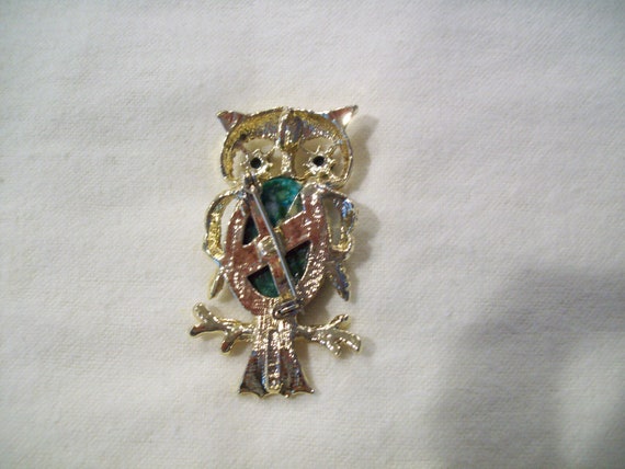 Gold-Toned Gerrys Owl Pin (turquoise?) - image 3