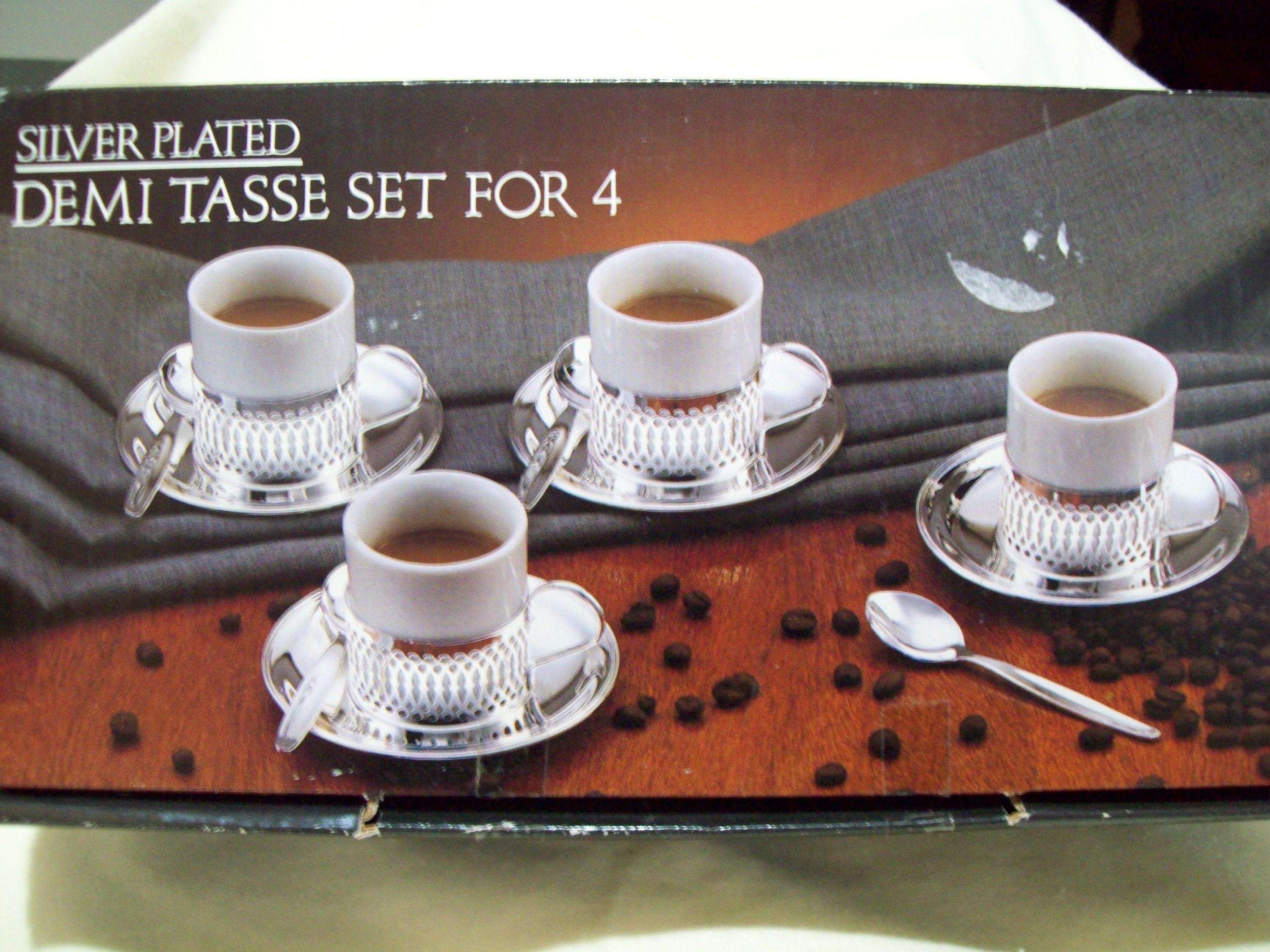 Claro Clear Espresso Mugs (Set of 4) Godinger Silver Art Co