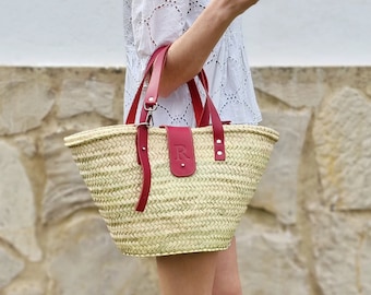 Custom Woven Straw Beach Bag: Personalized Leather Initial