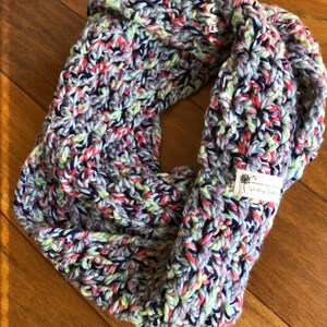 Chunky Knit Infinity Scarf: Blue, Purple, Lavender Yarn
