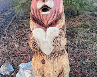 28 inch Redwood Heart Bear