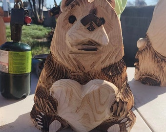 12 inch heart bear chainsaw carving