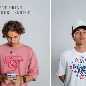 Puede incluir: Dos camisetas con un dise&ntilde;o del D&iacute;a de los Veteranos. La primera camiseta es rosa con una bandera estadounidense roja, blanca y azul y el texto "HONORING ALL WHO SERVED Veterans Day". La segunda camiseta es blanca con un dise&ntilde;o de estrellas azules y rojas y el texto "HAPPY Veterans Day".