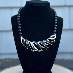 Vintage 1980s Signed MONET Black & Silver Tone Beaded Collar Bib Necklace 18” Adjustable