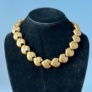 Vintage 1980s 1990s Signed Lion Anne Klein Chunky Matte Finish Gold Tone Necklace Toggle Closure