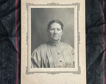Antique Late 1800s Cabinet Card Portrait of Older Woman Victorian Era