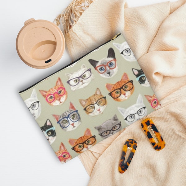 Cat with Glasses Accessory Pouch Smart Cat Cat Mom Aesthetic Cat Mama Cat Lover Gift Cosmetic Makeup Beauty Bag Toiletry Travel Bag Cat Lady