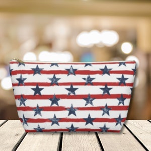 Stars and Stripes Accessory Bag Patriotic Beauty Pouch Makeup Bag Travel Toiletry Bag American Flag Inspired Fashion Independence Day July 4