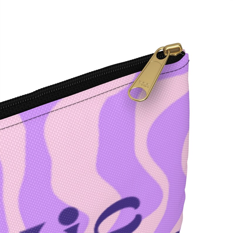 Bolsa de conscientização energética roxa Groovy, bolsa de maquiagem, estojo de lápis, cosméticos, ideia para presentear, retrô, curador de energia, manifesto, boas vibrações imagem 8