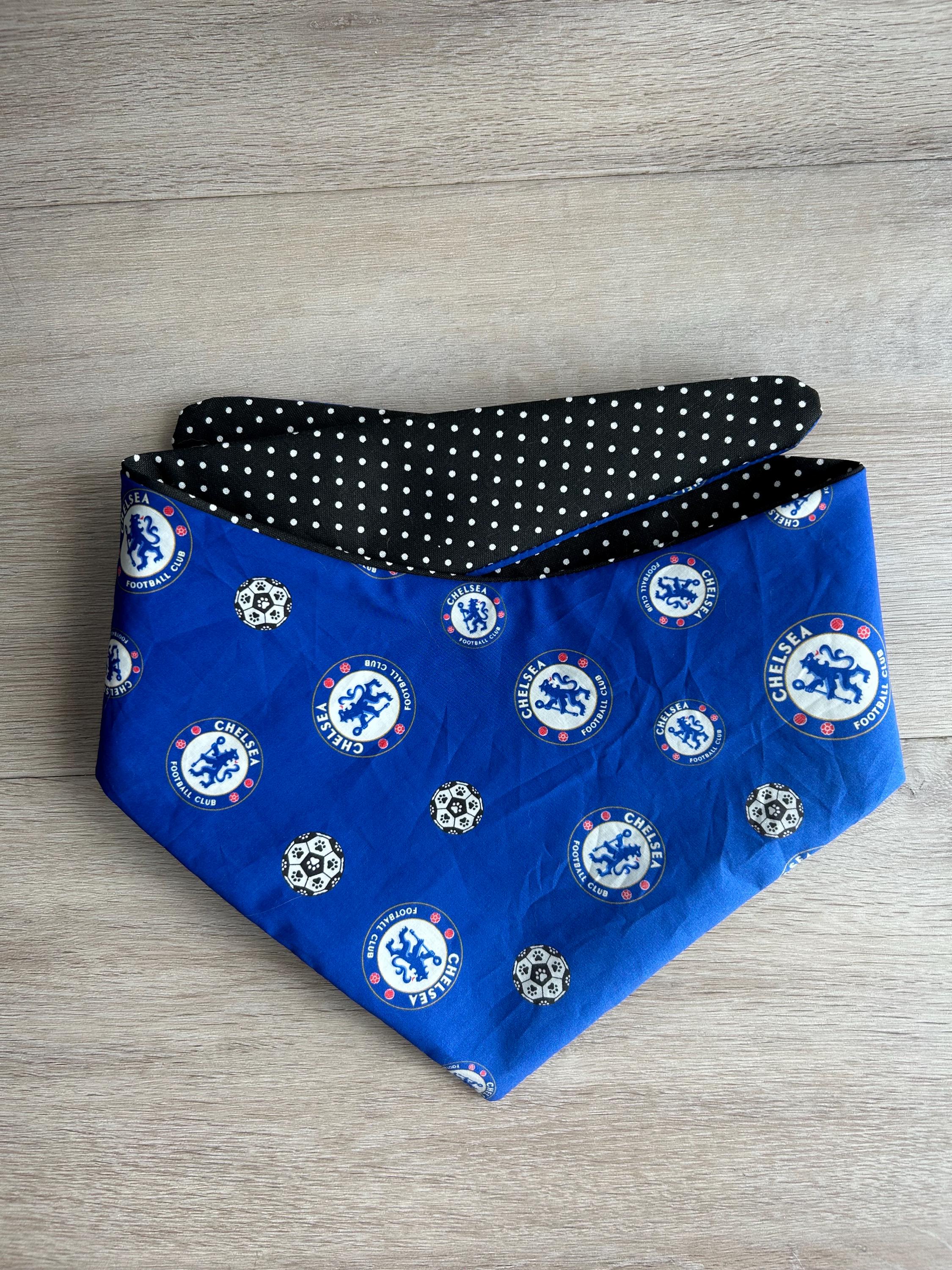 Écharpe Officielle Chelsea FC – Bleu Et Noir, Tricotée, Authentique, Pour Supporter Les Blues Avec Style !