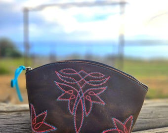 Boot Stitch Leather Makeup Bag