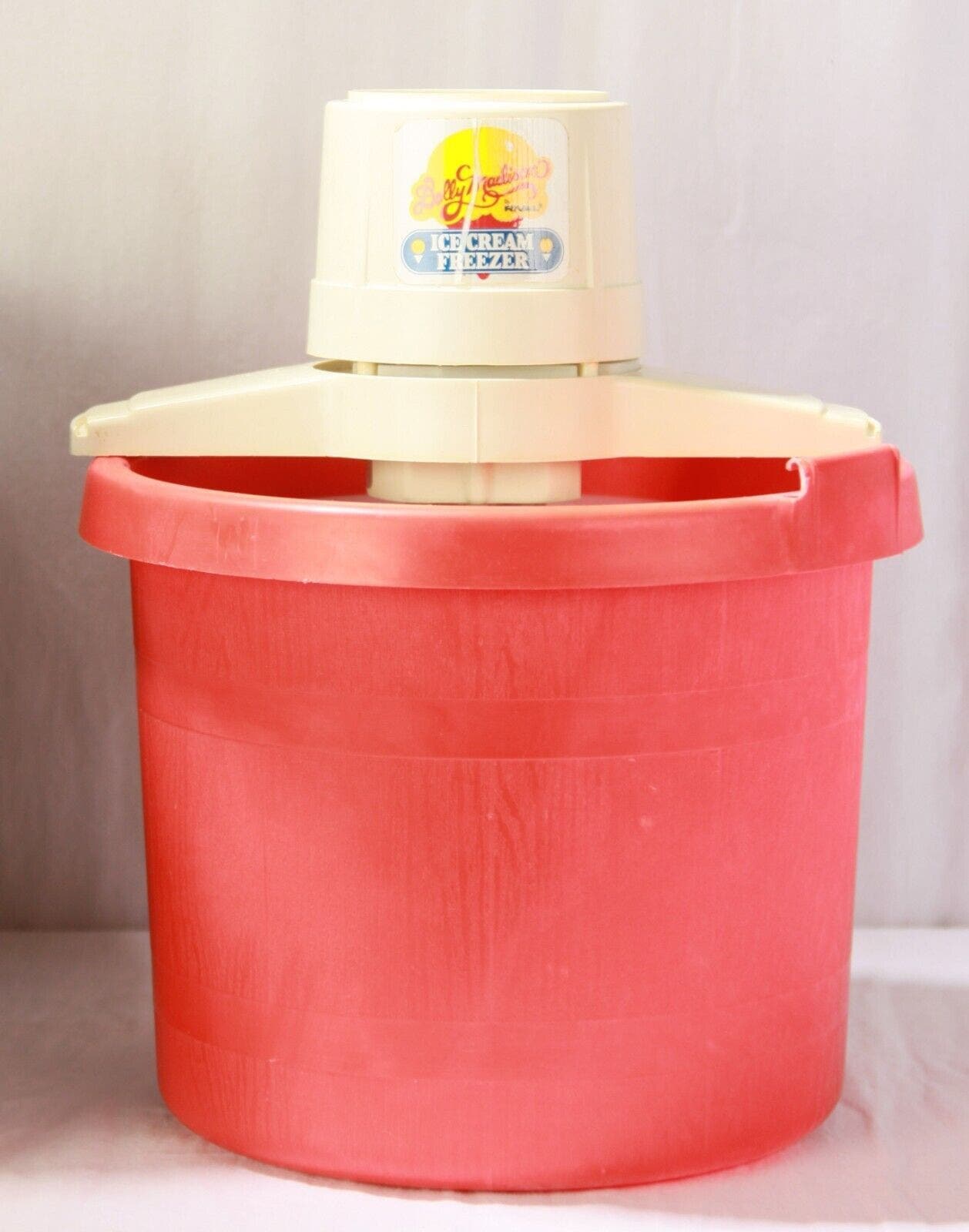 Vintage Dolly Madison Electric Ice Cream Maker Freezer Red 8400 W