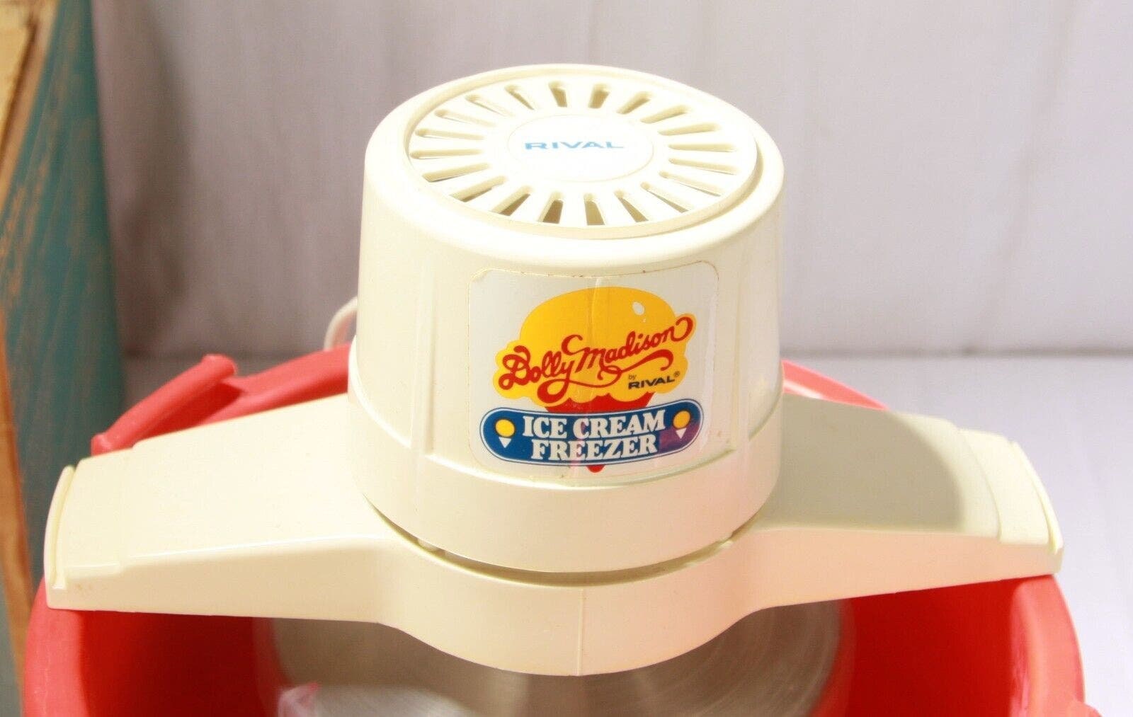 Vintage Dolly Madison Electric Ice Cream Maker Freezer Red 8400 W