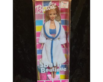 Vtg 2001 Mattel Barbie Bath Boutique Doll 29402 White Robe Bubble Bath NIB