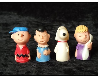 Zestaw kukiełek na palce Fistaszków z lat 50. XX wieku, Charlie Brown, Snoopy, Lucy Linus, 4 szt.