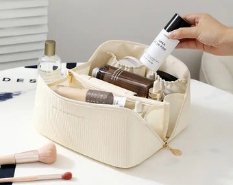 Luxury Large-capacity Waterproof Leather Cosmetic Bag