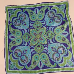 70s Vera Neumann scarf, Blue/Green ladies scarf, Vintage, Cute, Casual.