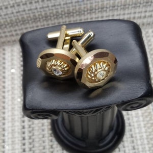 Vintage 90s gold tone cuff links, Classic vintage cufflinks, Tuxedo, Wedding.