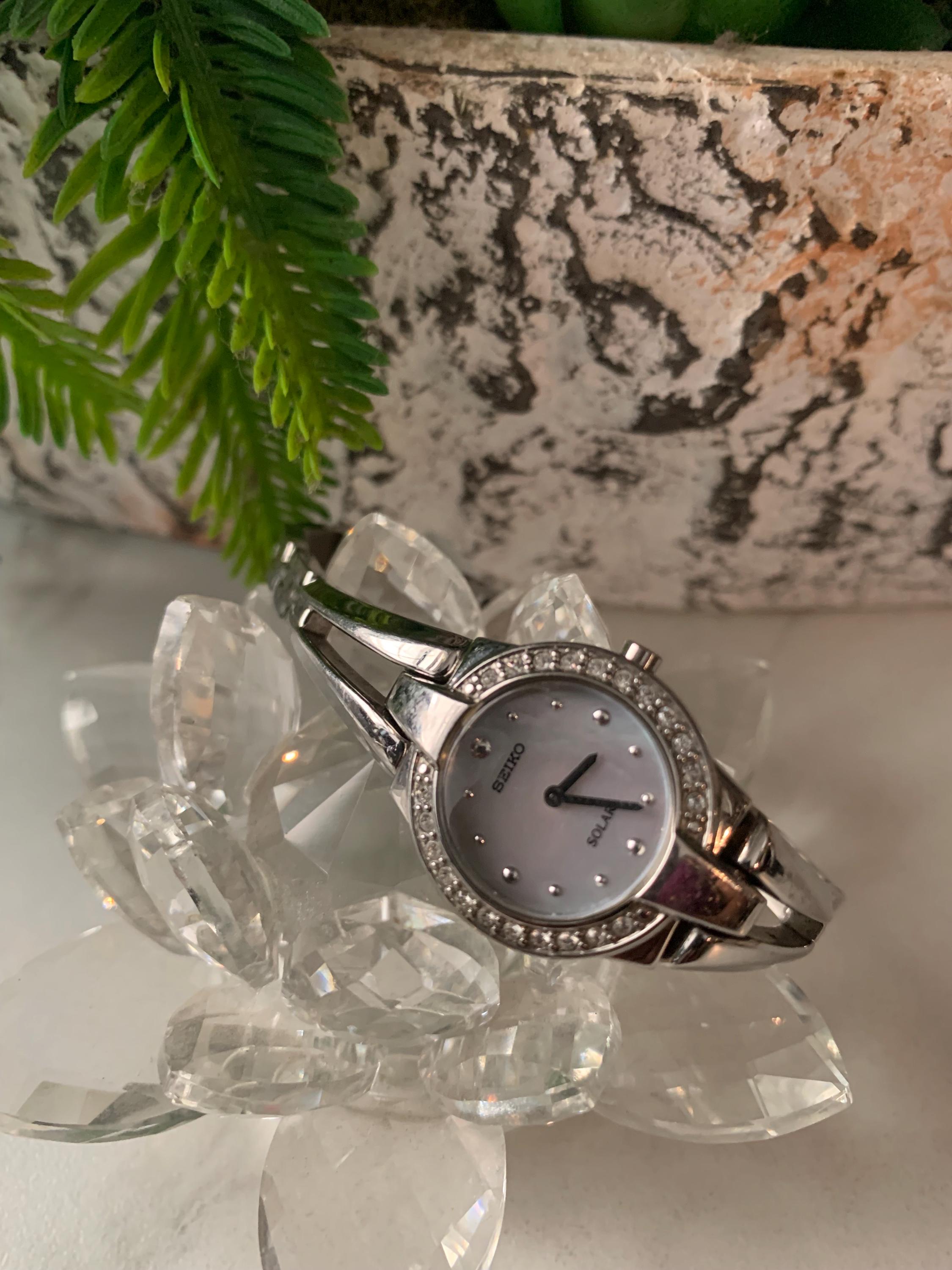 Seiko Solar Powered, Never been worn women’s watch Seiko Solar Swarovski Crystal Accent Mother of Pearl Dial  main image 2