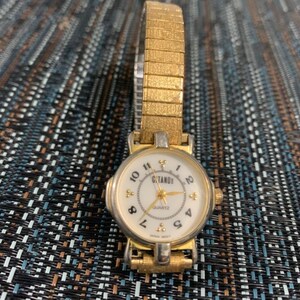 Vintage 80s GITANO ladies watch.