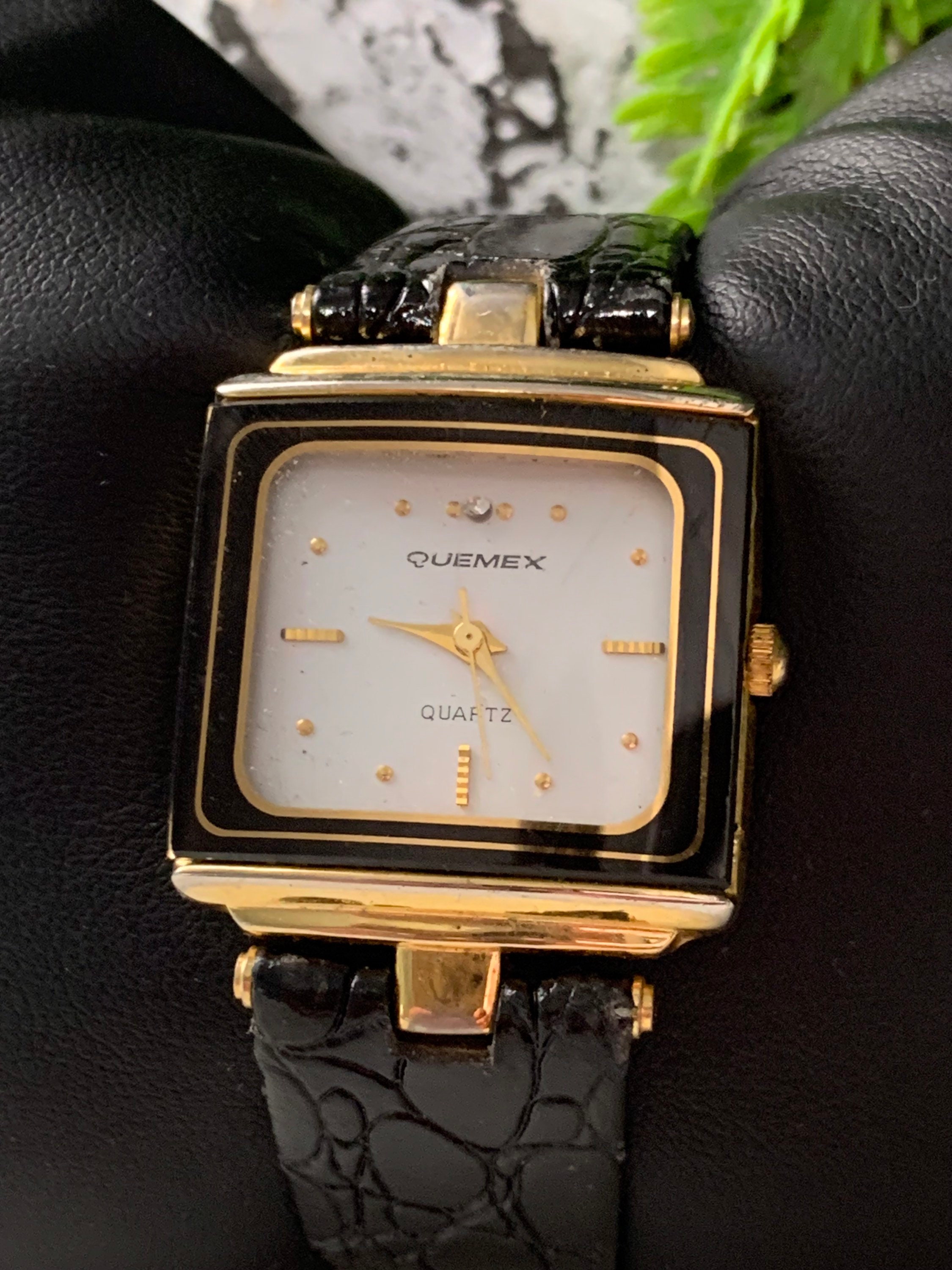 Quemex quartz watch price hotsell