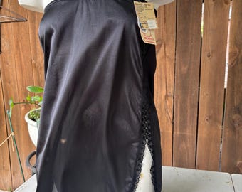 1969-1970s Vintage Snip-a-Side Half Slip size Small Black lace ladies Lingerie, Cottagecore, New with Tags, Deadstock, Goth, Emo.