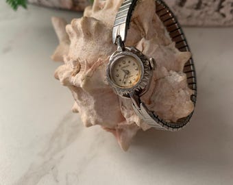 Vintage Benrus Ladies Watch 10K R.G.P. Bezel Stainless Steel  display picture 1