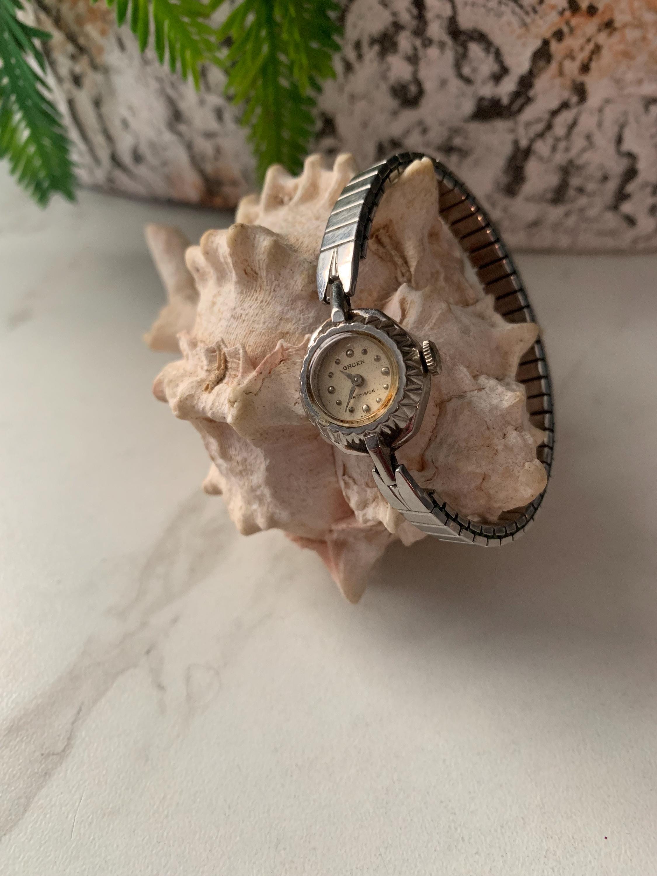 1980s Vintage Gruen 10k R. G. P. Bezel Steel Back Exquisite Ladies