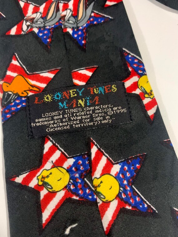 Vintage 1995 Looney Tunes Mania American Flag tie. - image 2