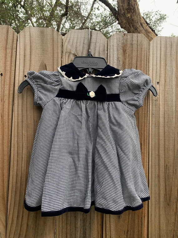 Vintage 90’s Rare Editions Baby girl dress size 24