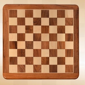 PERSONALIZED Wooden Magnetic Travel Square Board Chess Set with Extra Queen 10&quot; and 12&quot; Chess Board, Queen&#39;s Gambit, Birthday Gift for Kids