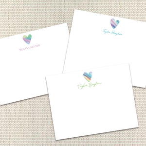 Buntes Herz-Briefpapier Personalisiertes Briefpapier Individuelle Notizkarten mit Umschlägen Individuelles Briefpapier Adrettes Monogramm