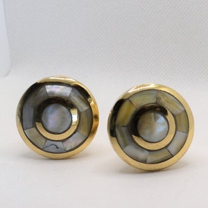 Circles Mother of Pearl Knob, Brass Shell Drawer Pull, Capiz Door Handle, Cabinet Hardware
