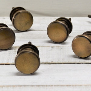 Antique Gold Round knob, Rustic Brass Drawer Pull, Scored Gold Furniture Peg, Metal Round Door Handle, Kitchen Cabinet Hardware