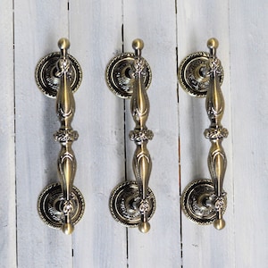 Antique Brass Drawer Pull, Beaded Brass Furniture knob, Antique Gold Cabinet Handle, 2 1/2 Inch Centers, 2 1/2&quot; Center to Center