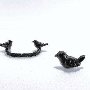 Bird Drawer pull, Black Sparrow Furniture Knob, 3 1/4&quot; Inch Centers, Kitchen Cabinet Hardware. Over 50 colors available.