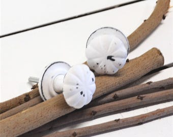 Shabby Chic Drawer Pull, Distressed White Floral Knob, Farmhouse Cabinet Hardware