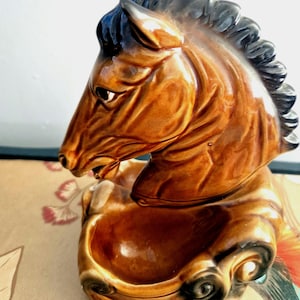ceramic horse statue