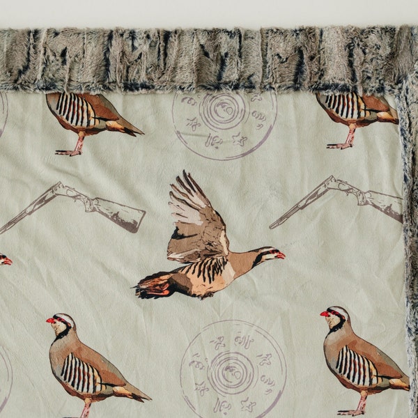 Couverture de chasse Chukar Couverture chasseur en fausse fourrure Minky Literie imprimée Chukar, cadeau chasseur d'oiseaux des hautes terres pour papa, cadeau de Noël fête des pères