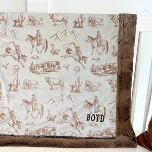 Manta vaquera personalizada con nombre, regalo de vaquero para niños, decoración con temática de rancho, manta suave de piel sintética de Minky occidental, regalo para baby shower de niño de granja Truffle/Embroidery