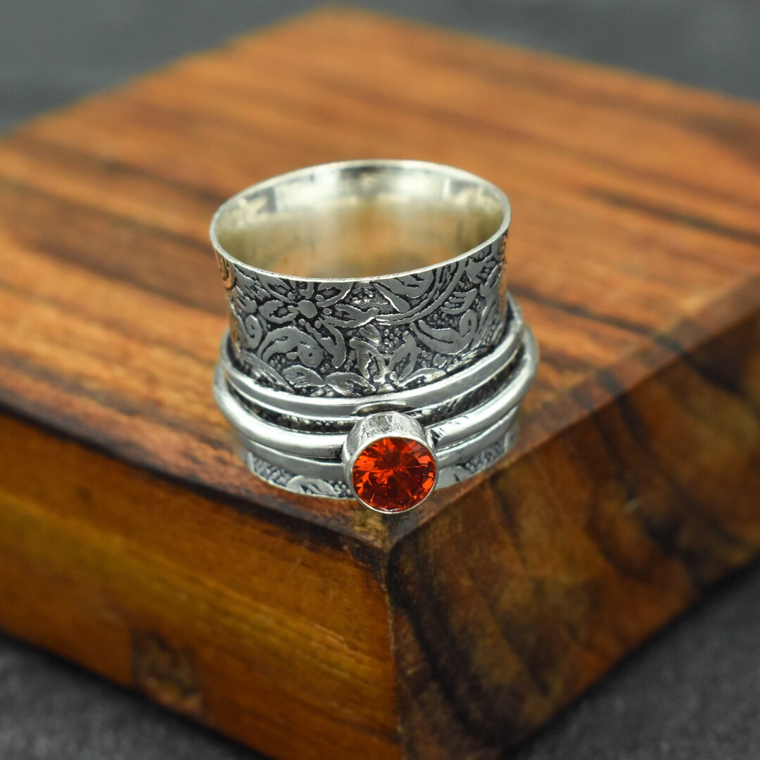 Joy - Vintage Spinner Ring main image 0