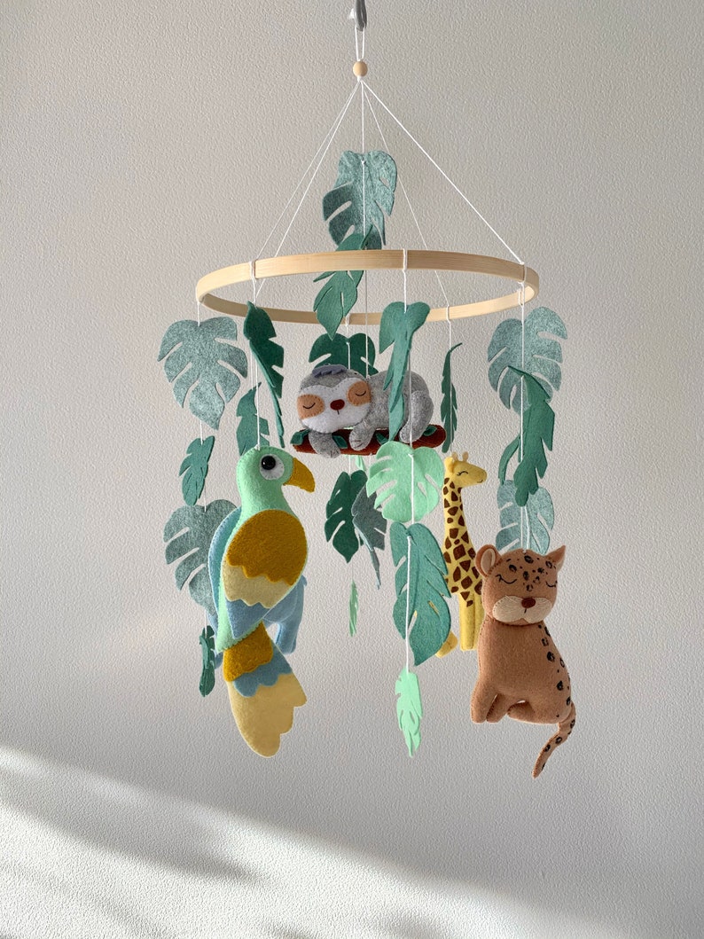 Safari Baby Mobile Safari Nursery Décorbaby Mobile Etsy