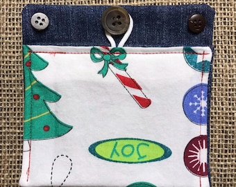 Upcycled Insulin Pump Pocket, Christmas Insulin Pump Bag, Insulin Pouch, Removable Diabetes Accessory, Size Standard