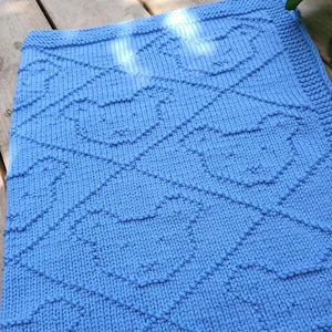 Knitting pattern baby blanket, bear baby blanket, easy knit, newborn gift, baby shower gift, blanket with bear, knitted blanket, baby knit
