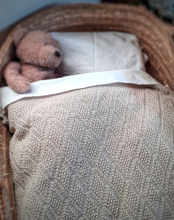Knit and purl baby blanket pattern hotsell