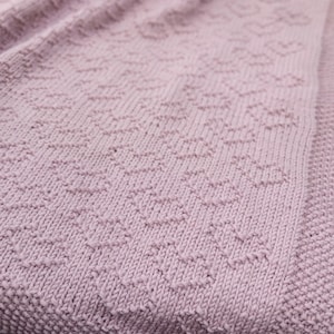 Knitting pattern baby blanket, heart baby blanket knitting pattern, easy knit, blanket with hearts, pram blanket, throw blanket, afghan knit