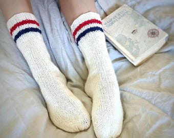 Tube sock knitting pattern, socks without heels, easy slipper pattern, easy sock knitting pattern, no heels socks, bed socks, retro knit, DK