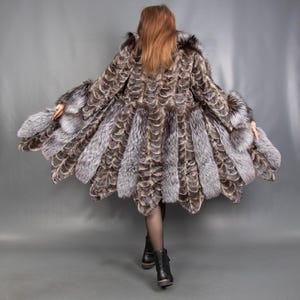 8637 NUEVO Abrigo de visón real de lujo con cuello de piel de zorro plateado, talla S